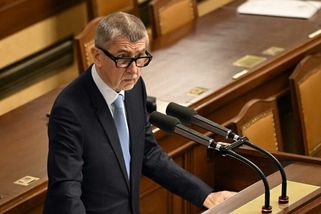 Hanba, absolutní nevkus. Koaliční politiky pobouři...